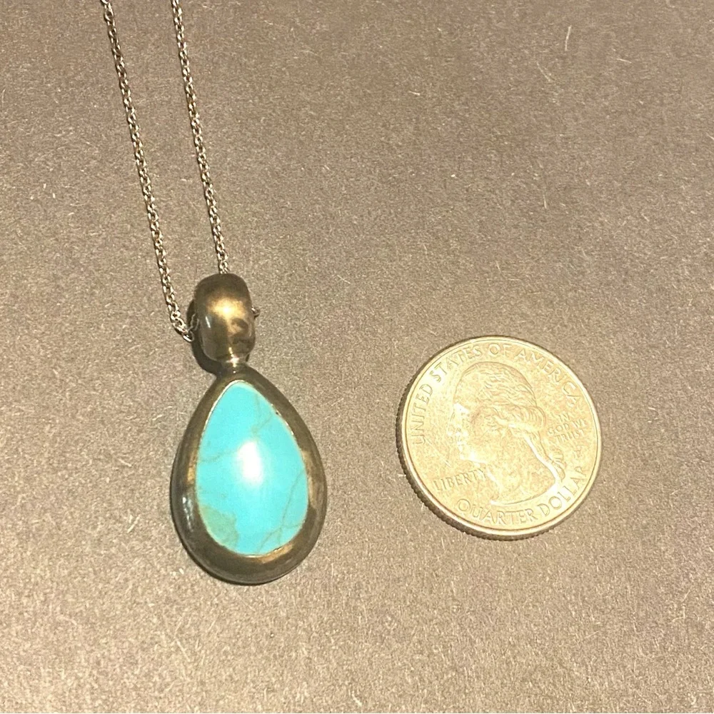 Teal Necklace and Earrings - Picture 4 of 5